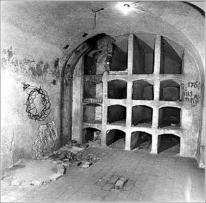 Another view inside the crypt